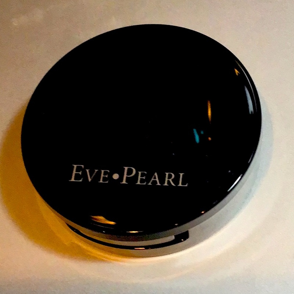 EVE PEARL HD DUAL FOUNDATION- Medium